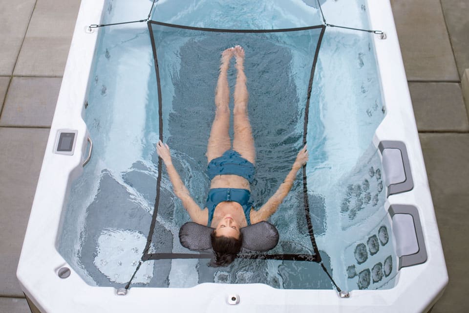 Hamakas masazineje vonioje ir puikus poilsis